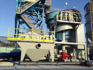 Slurry pump used in mining industry for abrasive slurry transportation in mineral processing plant